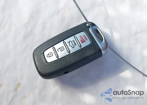 2010 Hyundai Genesis 2.0T Track z USA, uszkodzony, nr VIN KMHHT6KD7AU026758